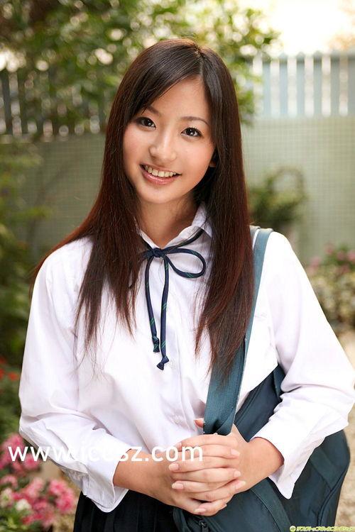 村上友梨在线观看,在线观看，揭开她独特魅力的神秘面纱