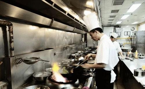 深圳厨师爆料事件真相视频,揭秘后厨不为人知的秘密